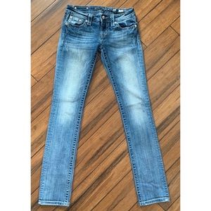 Miss Me Straight Leg Jeans Medium Wash 26 waist